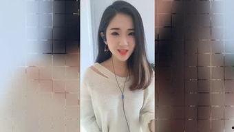 初代网红雪梨被曝大瓜 社会热点话题事件在哪里找,揭秘初代网红的争议瞬间